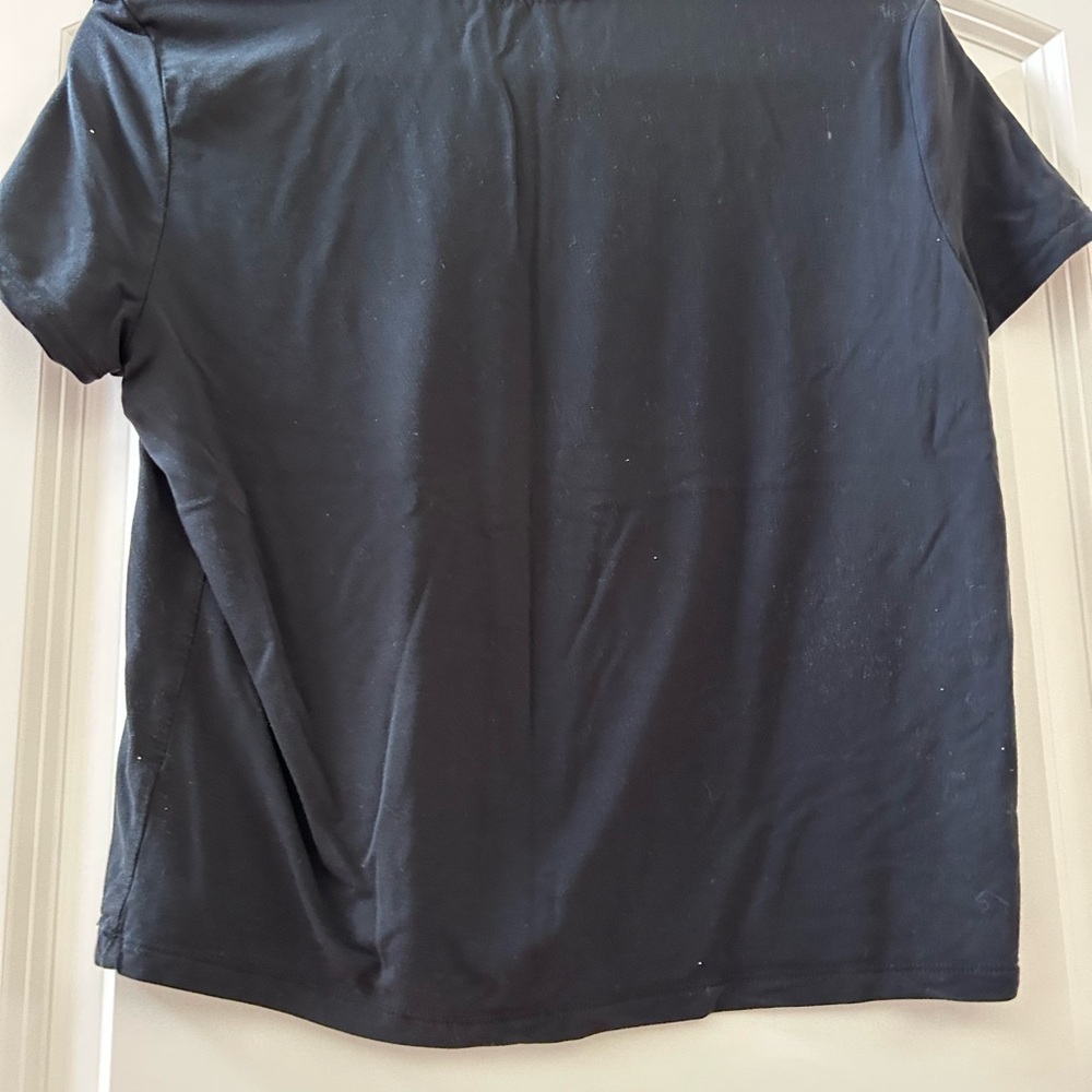 Aritzia Babaton black crewneck short sleeve in EUC. Quiet luxury. Classic - Picture 5 of 11